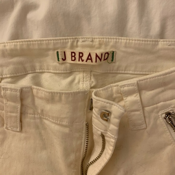 J Brand: Off-white Cargo-Style Pants (Size: 28) - Picture 3 of 4